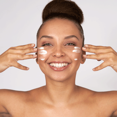 No BS Hyaluronic Day + Night Cream Application 